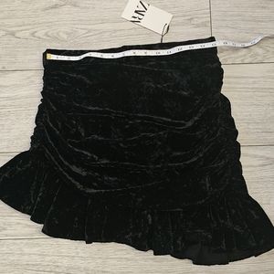 Zara black Velvet skirt size L